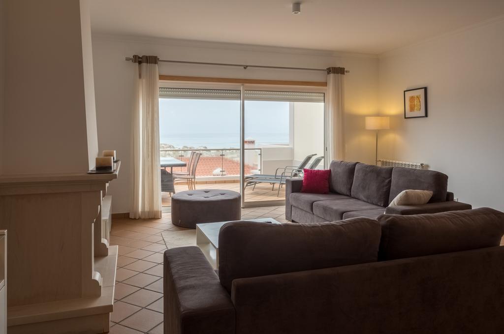 Maravilhoso T2 Vila Da Praia Amoreira  외부 사진